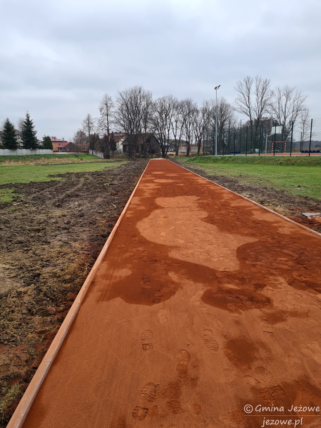 Budowa bieżni w Cholewianej Górze zakończona