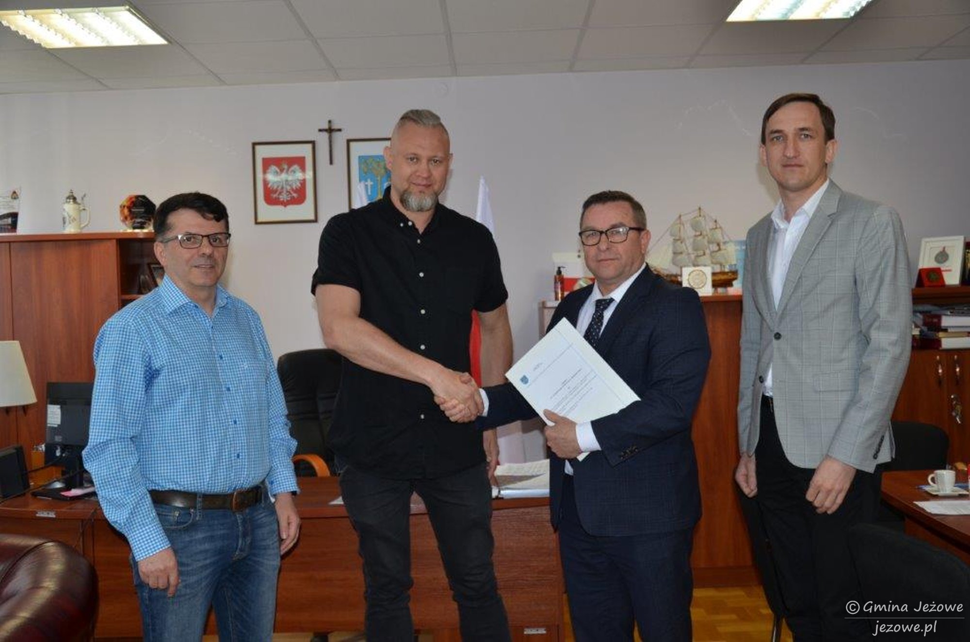 Umowa na budowę nowych dróg podpisana