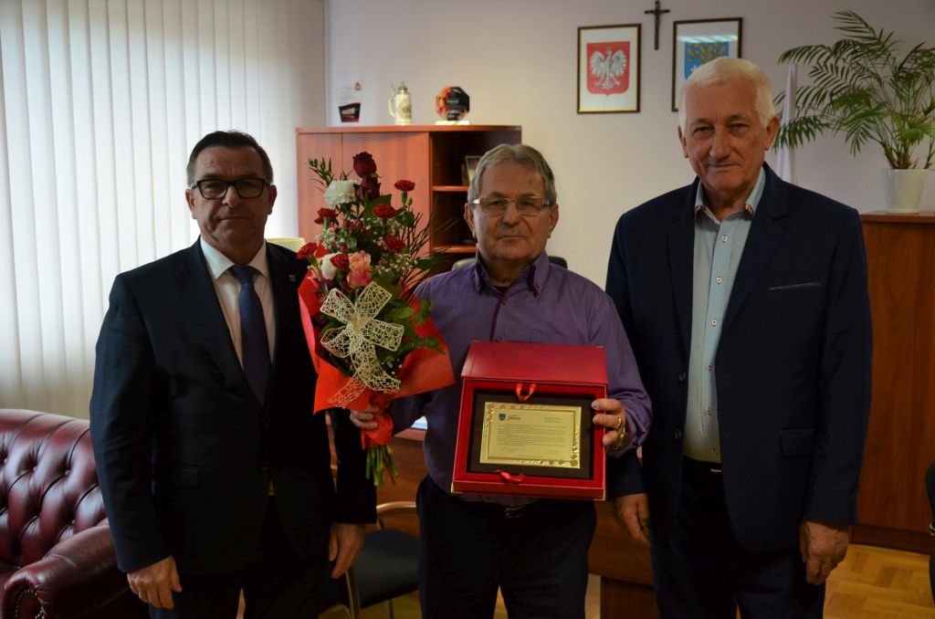 Podziękowanie za wieloletnią pracę