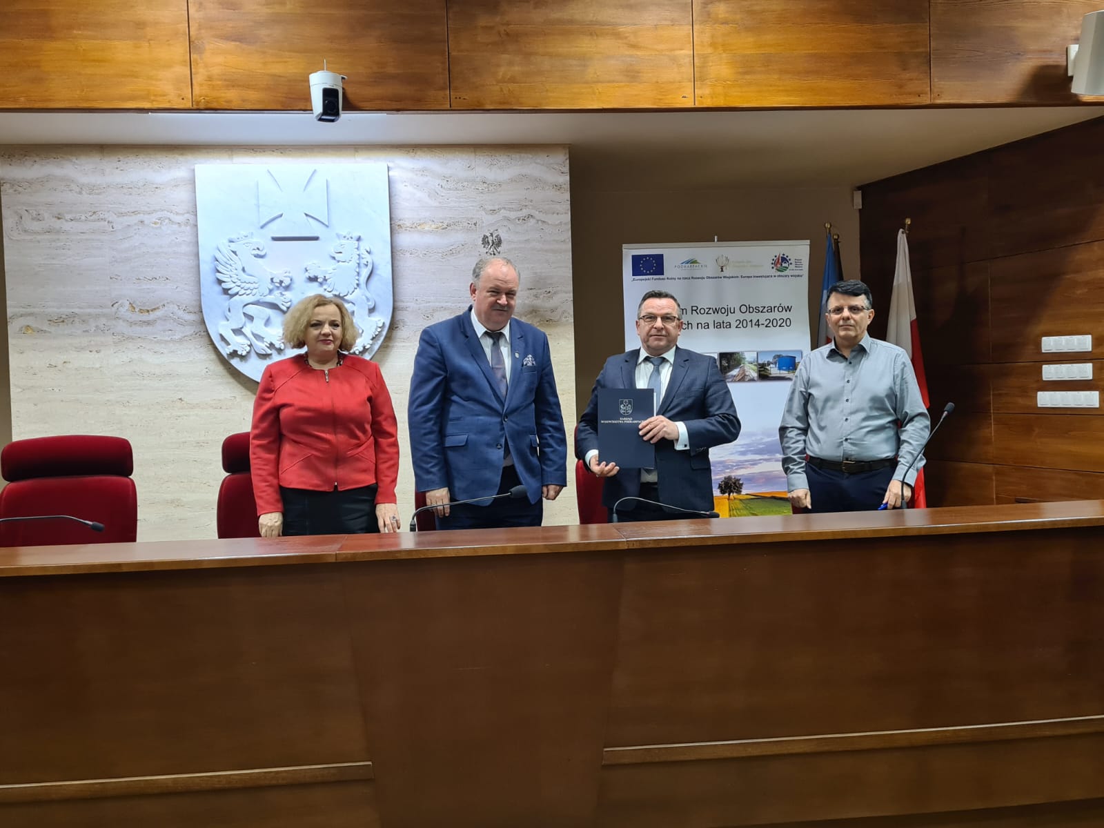 Uroczyste podpisanie umowy o przyznanie pomocy na „Budowę kanalizacji sanitarnej  w miejscowości Jeżowe i Krzywdy”