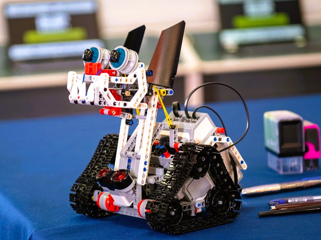 𝐏𝐨𝐝𝐩𝐢𝐬𝐚𝐧𝐢𝐞 𝐮𝐦𝐨𝐰𝐲 𝐧𝐚 „𝐑𝐚𝐏 𝐒𝐓𝐄𝐀𝐌" – 𝐫𝐨𝐛𝐨𝐭𝐲𝐤𝐚 𝐢 𝐩𝐫𝐨𝐠𝐫𝐚𝐦𝐨𝐰𝐚𝐧𝐢𝐞 w szkołach podstawowych z terenu województwa podkarpackiego”.